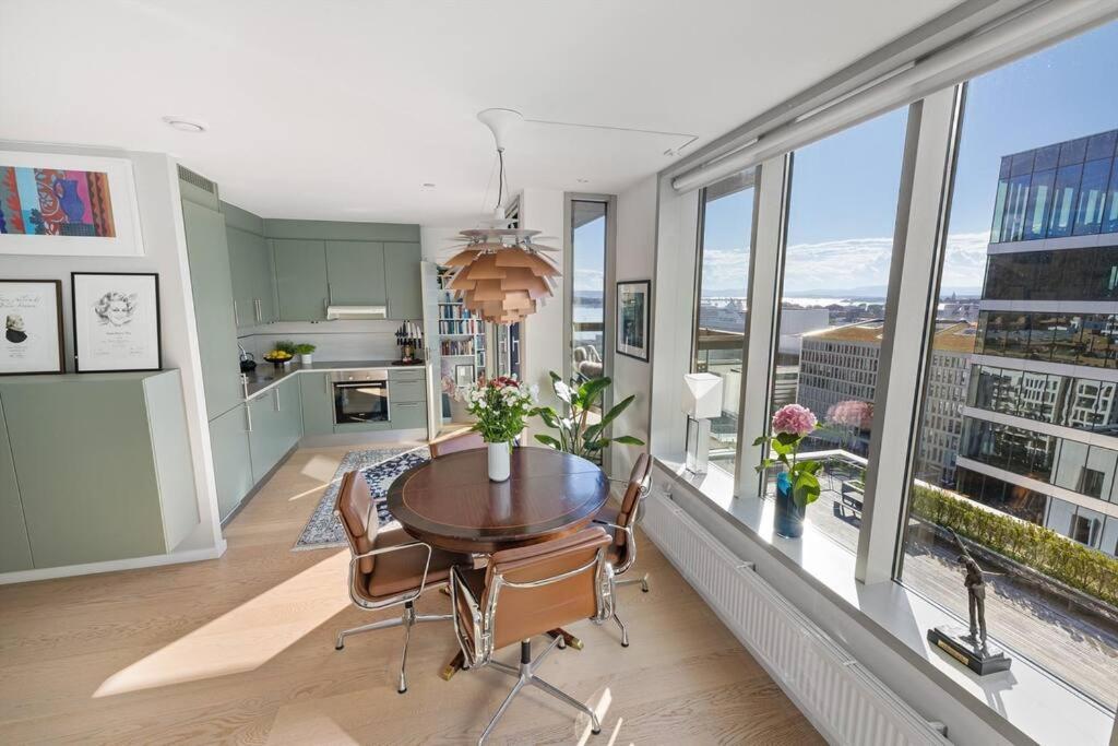 Modern 2Bed Room Sea View Apartment @ Oslo Barcode Εξωτερικό φωτογραφία