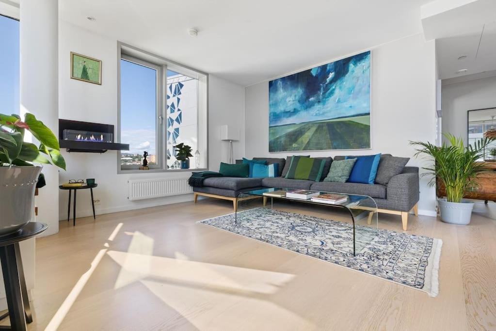 Modern 2Bed Room Sea View Apartment @ Oslo Barcode Εξωτερικό φωτογραφία